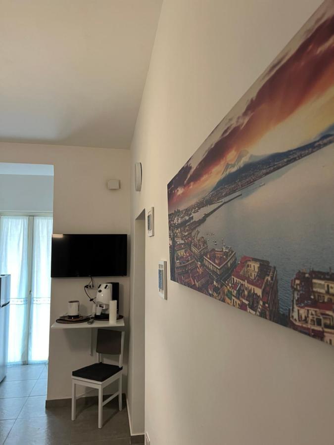 Casa Manfredi Bed & Breakfast Наполи Екстериор снимка