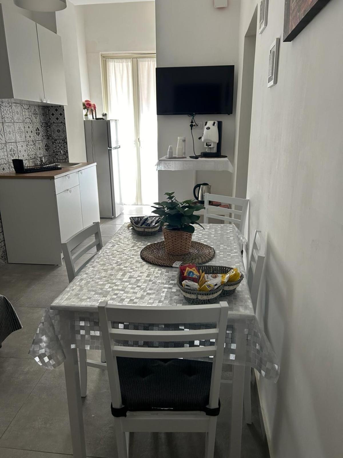 Casa Manfredi Bed & Breakfast Наполи Екстериор снимка